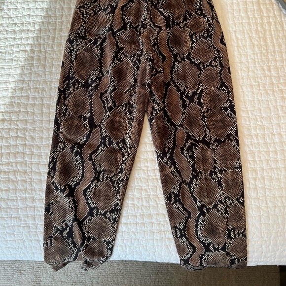Aritzia (Babaton) Conan pant (snake print) size 00 - Picture 2 of 4